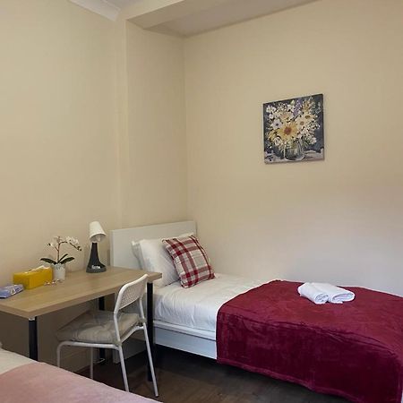 Lovely Private Rooms In Camden, Central London Exterior photo