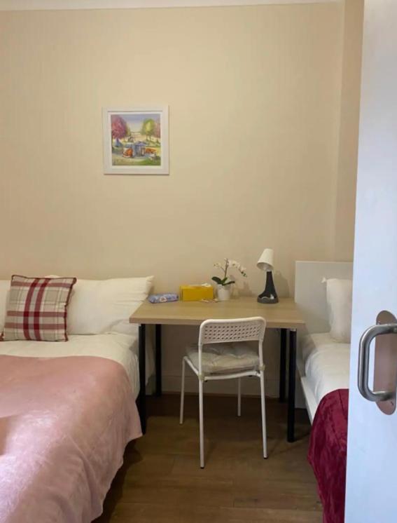 Lovely Private Rooms In Camden, Central London Exterior photo