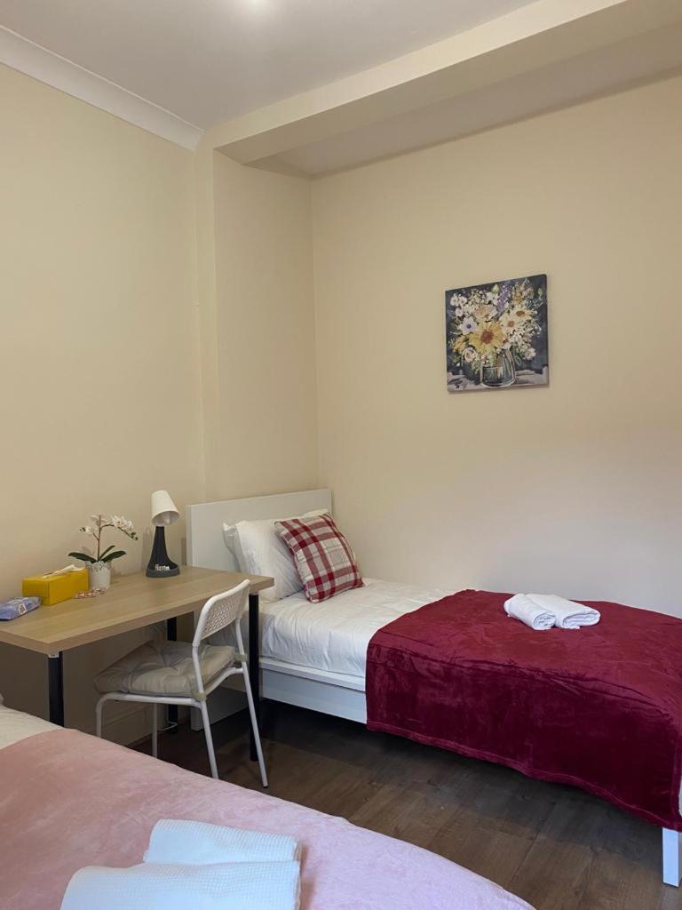 Lovely Private Rooms In Camden, Central London Exterior photo